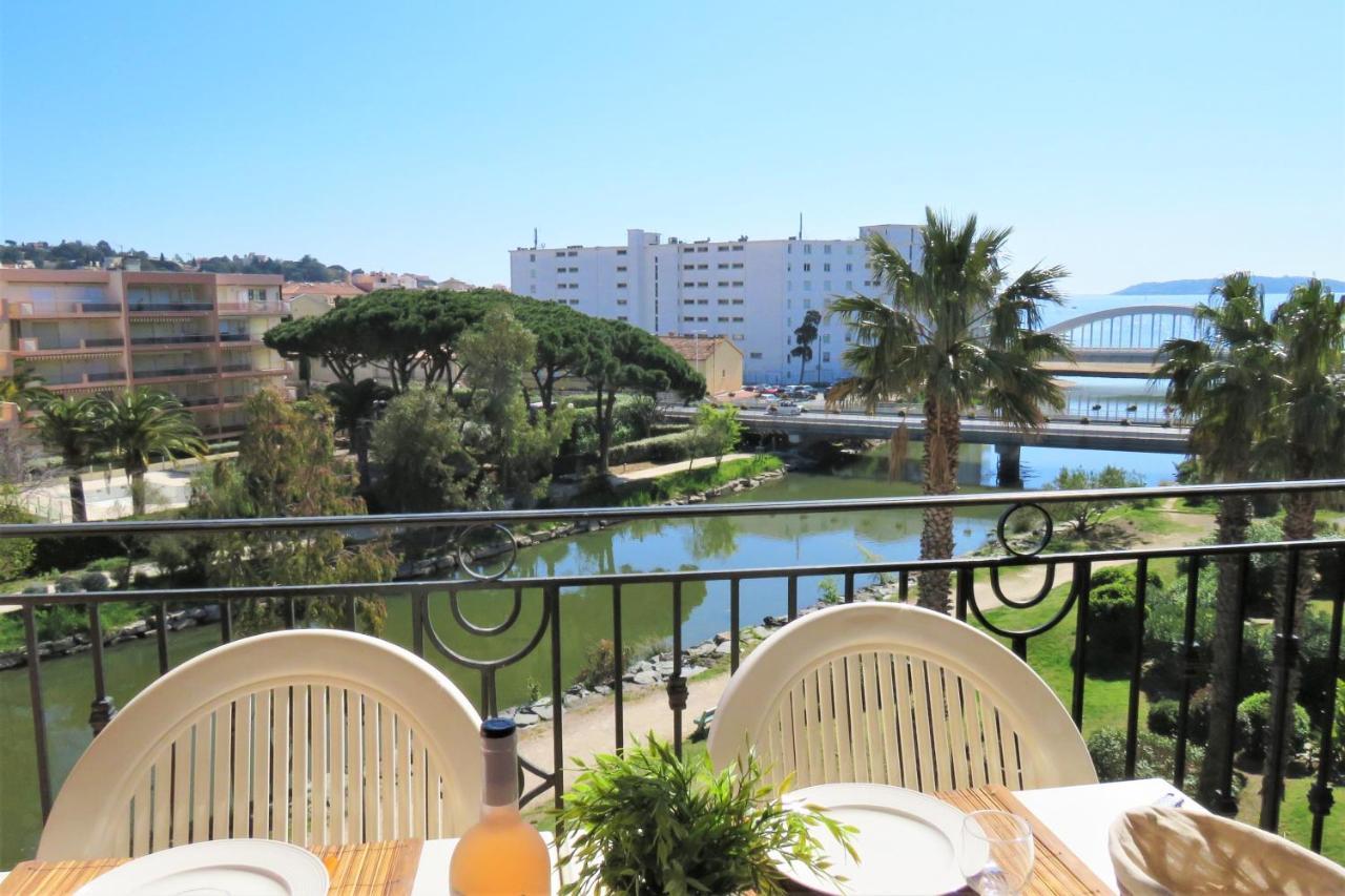 Apartament Port Marine Sainte-Maxime Zewnętrze zdjęcie